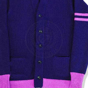 Cardigan en acrylique violet pour homme avec bordure rose, col en V, fermeture boutonnée, manches longues, pull pour homme, style collège et université - Product Image 3