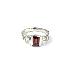 <b>Garnet</b> Fashion <b>Ring</b> (3.0 Grams) - Product Image 1