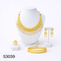 Parure de collier élégante en laiton massif plaqué or avec zircon, motif feuille tendance pour mariage, et boucles d'oreilles pendantes assorties avec chaîne corde