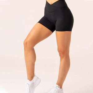 Shorts Deportivos Negros Cruzados Personalizados para Mujer, de Cintura Alta, Transpirables y que Absorben el Sudor, Ideales para Entrenamiento - Product Image 1