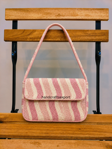 Sac à bandoulière de luxe fait main, écologique, léger, en perles de récif marin |   Sac à main brodé |   Porte-monnaie en forme de poisson corail |   Premium - Product Image 4