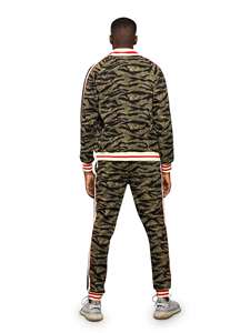 Survêtements d'entraînement en polyester personnalisés en gros, ensembles de jogging vierges ajustés pour hommes - Product Image 2