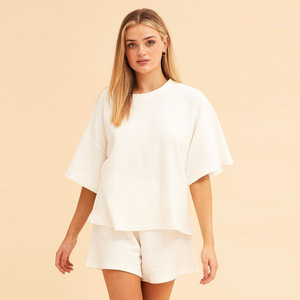 T-shirt rouge à manches courtes et col rond pour femme, 100 % coton biologique de luxe, pré-rétréci, certifié GOTS, écologique, respirant, été - Product Image 3