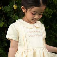Keva Robes pour filles de couleur personnalisée style vintage vêtements pour enfants broderie col en O pour l'anniversaire de bébé spécial