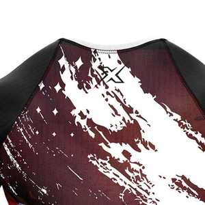 เสื้อแรชการ์ดแขนสั้นสีแดงสำหรับผู้ชาย แห้งเร็ว ผลิตจากโพลีเอสเตอร์ เหมาะสำหรับว่ายน้ำและเล่นกีฬาสำหรับผู้ใหญ่ - Product Image 4