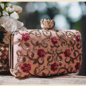 Bolsos de Noche con Cuentas y Bordados para Mujer, Hechos a Mano, con Cristales y Diamantes de Imitación, para Fiestas y Bodas - Product Image 1