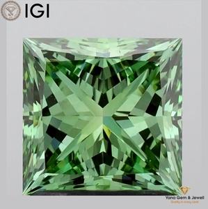 Anillo Solitario Premium con Diamante Cultivado en Laboratorio CVD de 1.50 Quilates, Corte Princesa, Color Verde Intenso, Claridad VS1, Certificado IGI - Product Image 1