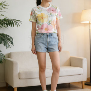 เสื้อยืดซับลิเมชั่นคุณภาพสูงสำหรับผู้หญิง สกรีนโลโก้ตามสั่ง เสื้อยืดซับลิเมชั่นราคาดีที่สุดสำหรับผู้หญิง ขายออนไลน์ - Product Image 2