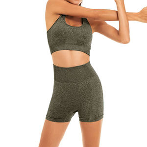 Conjunto de 2 Piezas para Mujer, Más Vendido, Hecho de Poliéster y Elastano, Excelente Ajuste para Mayor Comodidad y Flexibilidad - Product Image 4