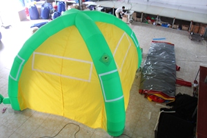 Carpa inflable para acampar, para fiestas al aire libre o eventos publicitarios - Product Image 1
