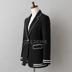Blazer noir de style preppy avec logo personnalisé Cosh International, broderie du logo de la sororité/fraternité, bouton unique - Product Image 4