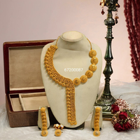 Parure de bijoux plaqué or 24 carats style vintage Comores Mayotte, comprenant collier et bracelets, élégante, en cuivre et diamants, cadeau pour les États-Unis