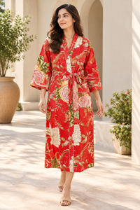 Robe Kimono en Coton Rouge à Motifs Floraux - Peignoir Long Imprimé à la Main - Vêtement de Nuit Bohème à Col en V - Kaftan Longue Épaisseur - Product Image 5