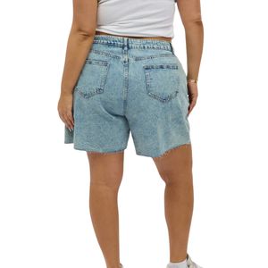 Shorts en jean pour femmes grandes tailles, taille mi-haute, décontractés, été, respirants, tissu lavé personnalisable, échantillon gratuit, meilleure qualité, vente en gros - Product Image 3