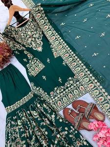 Ensemble Kurta vert émeraude brodé avec pantalon palazzo, tenue traditionnelle indienne et pakistanaise pour femmes, coupe ample, longueur au sol, idéal pour les mariages - Product Image 6