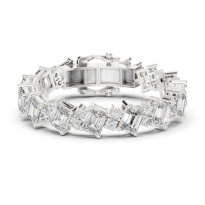 Bracelet en or blanc 10 carats avec diamants taille émeraude, 42 pierres, 27,438 carats, haute joaillerie, luxe, couture, pièce maîtresse, pour mariages et soirées, luxe - Product Image 1