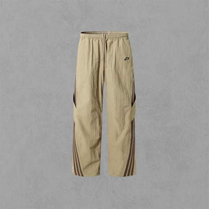 Pantalon de survêtement léger pour homme en nylon coupe-vent, taille élastique, coupe droite, vêtements de sport, production OEM en usine - Product Image 6