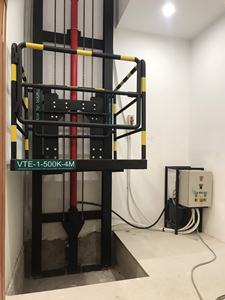 Expédition rapide 500kg 4M hauteur élévateur à cargaison hydraulique pour entrepôt Rail de guidage Vertical ascenseur à cargaison garantie 1 an fabriqué au Vietnam - Product Image 2