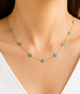 Collier floral en turquoise naturelle en or jaune massif 14 carats – Chaîne longue avec fleur quadrilobe sertie clos – Luxe - Product Image 2