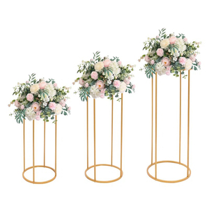 Most Demanded Gold-Finished Stainless Steel Metal Stand Unique Shape Big Size Wedding Decorative Carton Aluminum New Arrival - Product Image 3