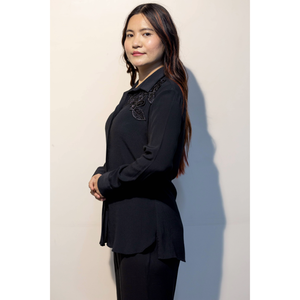 SHERYL Chemise noire à manches longues pour femme, style décontracté, légère, coupe ajustée, pour usage quotidien - Product Image 3