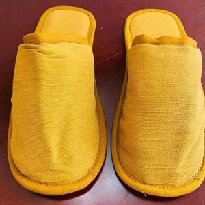 Cotton <b>slipper</b> hotel guest White open toe comfort Eco-friendly disposable guest Soft material Bangladesh made - Product Image 2