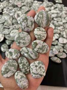 Pierre Cabochon en Jade de Paix 100% Naturel, Prix de Gros, Cristaux de Pierres Précieuses en Vrac, Énergie de Guérison des Chakras pour la Fabrication de Bijoux - Product Image 2