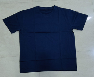 เสื้อยืดแขนสั้นผู้ชายคุณภาพสูง ระบายอากาศได้ดี แห้งเร็ว ผ้าเจอร์ซีย์โพลีเอสเตอร์/คอตตอน สีพื้น ปรับแต่งได้ ราคาเหมาะสม - Product Image 2