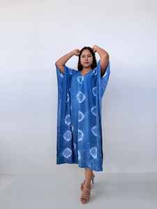 Robe longue kaftan teinte naturellement en indigo, tenue de plage, robe de soirée - Product Image 5