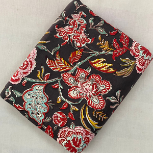 Tela de Algodón Premium Negra con Estampado Floral Hecho a Mano |   Textil Artesanal Monocromático Orgánico para Vestidos Boho y Prendas de Lujo - Product Image 1