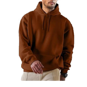 Sweat-shirt ample en coton épais avec intérieur en polaire doux et forme structurée pour un confort tout au long de la journée. - Product Image 1