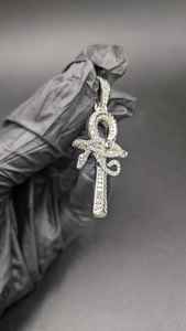 Collier pendentif croix Ankh en moissanite incolore sertie de diamants, en argent 925, style hip-hop, pour hommes spirituels, à prix réduit - Product Image 5