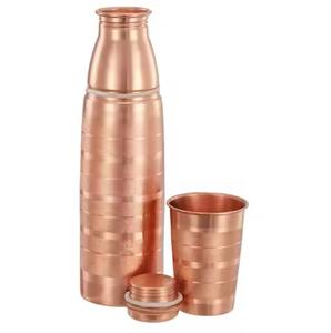 Elegante Botella de Agua de Cobre con Acabado Liso, Recipiente para Beber para Oficina, Gimnasio y Viajes - Product Image 4