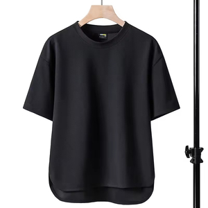 เสื้อยืดโอเวอร์ไซส์สตรีทแบบสั่งทำพิเศษ ผ้าฝ้าย 100% 240 กรัม เนื้อเจอร์ซีย์เรียบ โลโก้สั่งทำด้านหน้า ทรงไหล่ตก เสื้อยืดผู้ชายแบบยูนิเซ็กซ์ - Product Image 4