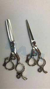 Tijeras de peluquería de alta calidad, todo tipo de tijeras para cortar y peinar el cabello, proveedores mayoristas de tijeras profesionales. - Product Image 4