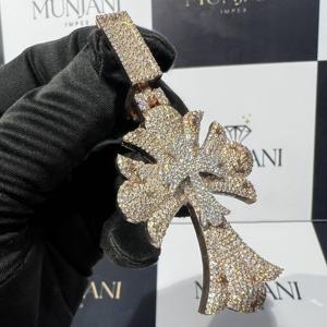 Colgante de Lujo Estilo Hip Hop, Diseño de Flor Personalizado, Patrón de Cruz, Certificado IGI, Plata de Ley 925, Chapado en Oro Rosa, para Unisex - Product Image 6