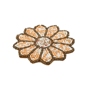 Sous-verre rond perlé fait main, broderie de perles de rocaille, sous-verre de Noël festif brodé de perles de rocaille - Product Image 3