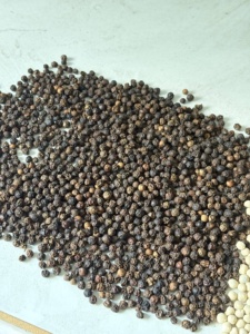 Granos de Pimienta Negra Vietnamita, Pimienta Negra de Poivre, Pepe ASTA FAQ [Sarah] - Product Image 2