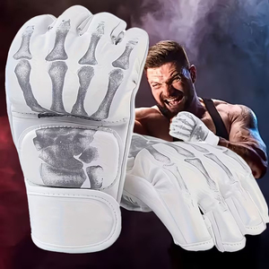 Gants de boxe MMA professionnels de haute qualité en cuir, design ouvert révélant les doigts et les métacarpes, ajustables pour la fermeture - Product Image 5