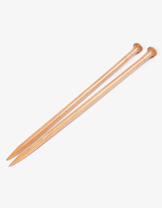Aiguilles à tricoter droites classiques et de conception traditionnelle avec bouton coloré pour les jeunes tricoteuses, toutes tailles et longueurs. - Product Image 4