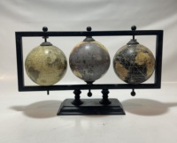 Globe terrestre moderne en or avec support en aluminium, rotatif, fait main, éducatif, décoration de table, accent de bureau ou d'étude, objet artisanal