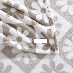 Pro Quality <b>Winter</b> Bed <b>Blanket</b> Cotton Woven Print Extra Smooth Feather Soft Fabric Stylish Cozy Collection Bed <b>Blanket</b> - Product Image 5