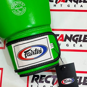 ถุงมือชกมวย Fairtex คุณภาพสูง หนังแท้ ถุงมือมวยไทย Fairtex สำหรับฝึกซ้อม ผลิตตามสั่ง อุปกรณ์ต่อสู้ Fairtex - Product Image 3