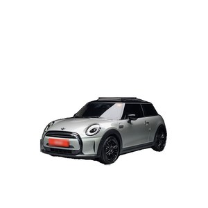Mini Cooper Classic Plus 2022 avec caméra arrière, sièges en cuir, conduite à gauche - 30 876 km, modèle 2022/12 - Product Image 1