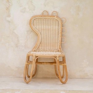 Elegante y adorable silla infantil de ratán con forma de dinosaurio, silla decorativa con estilo para la sala de estar, el dormitorio y la decoración de la habitación infantil. - Product Image 1