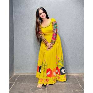 Vestido de diseñador XL y Dupatta Set Digital Printed and Real Mirror Work - Product Image 5