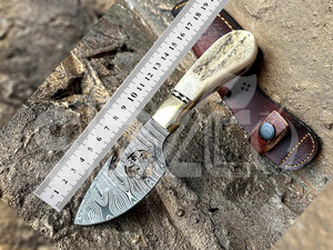 มีดล่าสัตว์เหล็กดามัสกัสแบบ OEM พร้อมด้ามเขาสัตว์  ใบมีดคงที่ สำหรับตั้งแคมป์ กิจกรรมกลางแจ้ง และพกพาประจำวัน พร้อมปลอกหนัง - Product Image 4