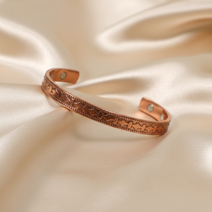 Brazalete Magnético de Cobre Puro para Terapia - Brazalete Curativo Ajustable Grabado para Mujer - Product Image 2