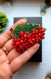 Broche de Búho Bordado con Cuentas, Artesanía Premium MD, Joyería Textil Hecha a Mano, Diseño Personalizado para Regalo de Boda o Compromiso - Product Image 4