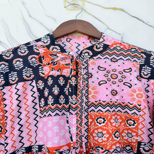 Vestido Boho de Algodón con Panel de Mosaico, Cuello Alto, Mangas con Volantes, Diseño Artístico, Corte Relajado y Femenino, Colorido y Étnico - Product Image 4